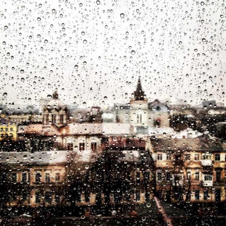 raining city